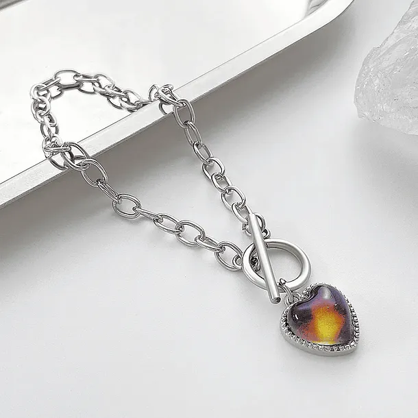 BUY 1 GET 1 FREEColor changing mood bracelet