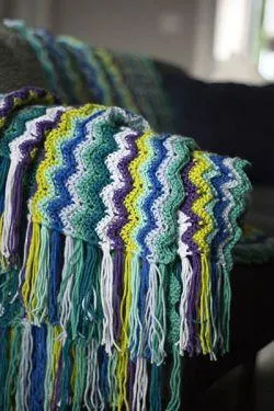 Colorbloom Afghan Deluxe Worsted SMALL