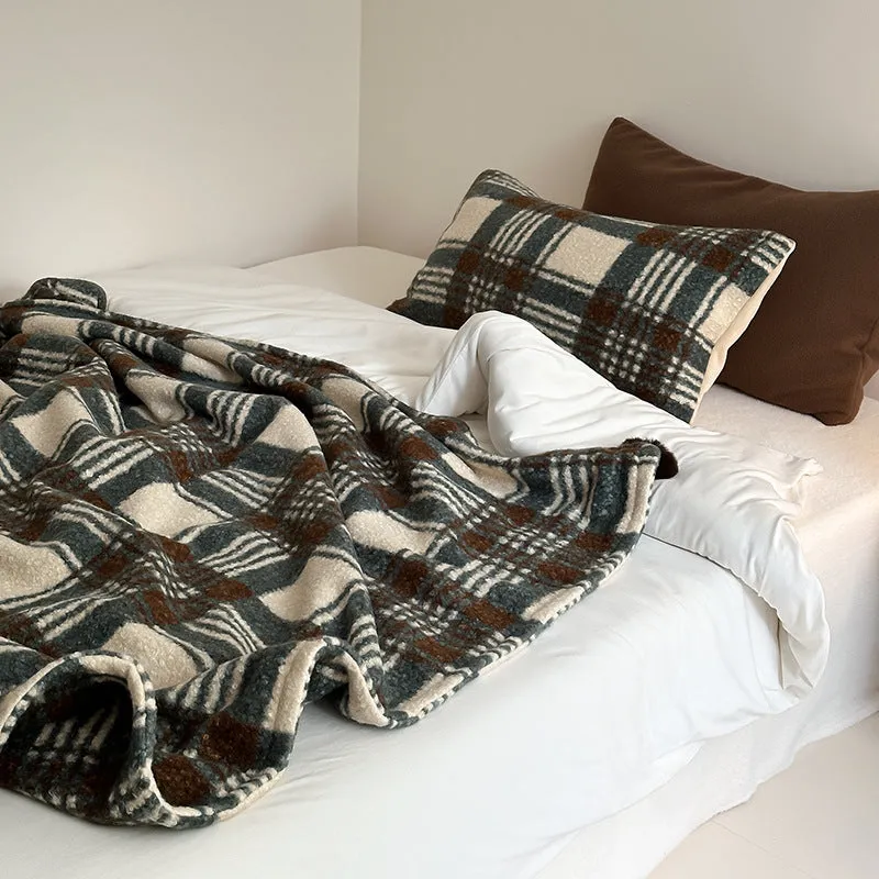 Cozy Plaid Wool Throw Blanket / Brown