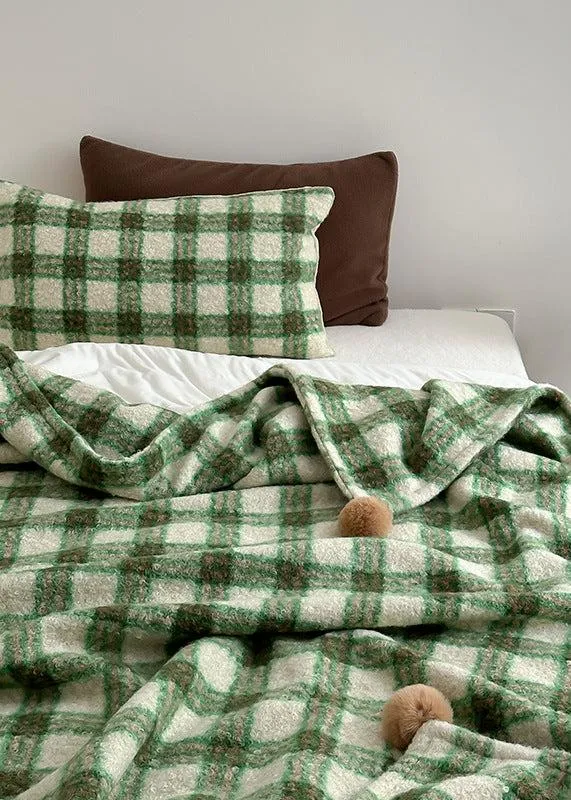 Cozy Plaid Wool Throw Blanket / Brown