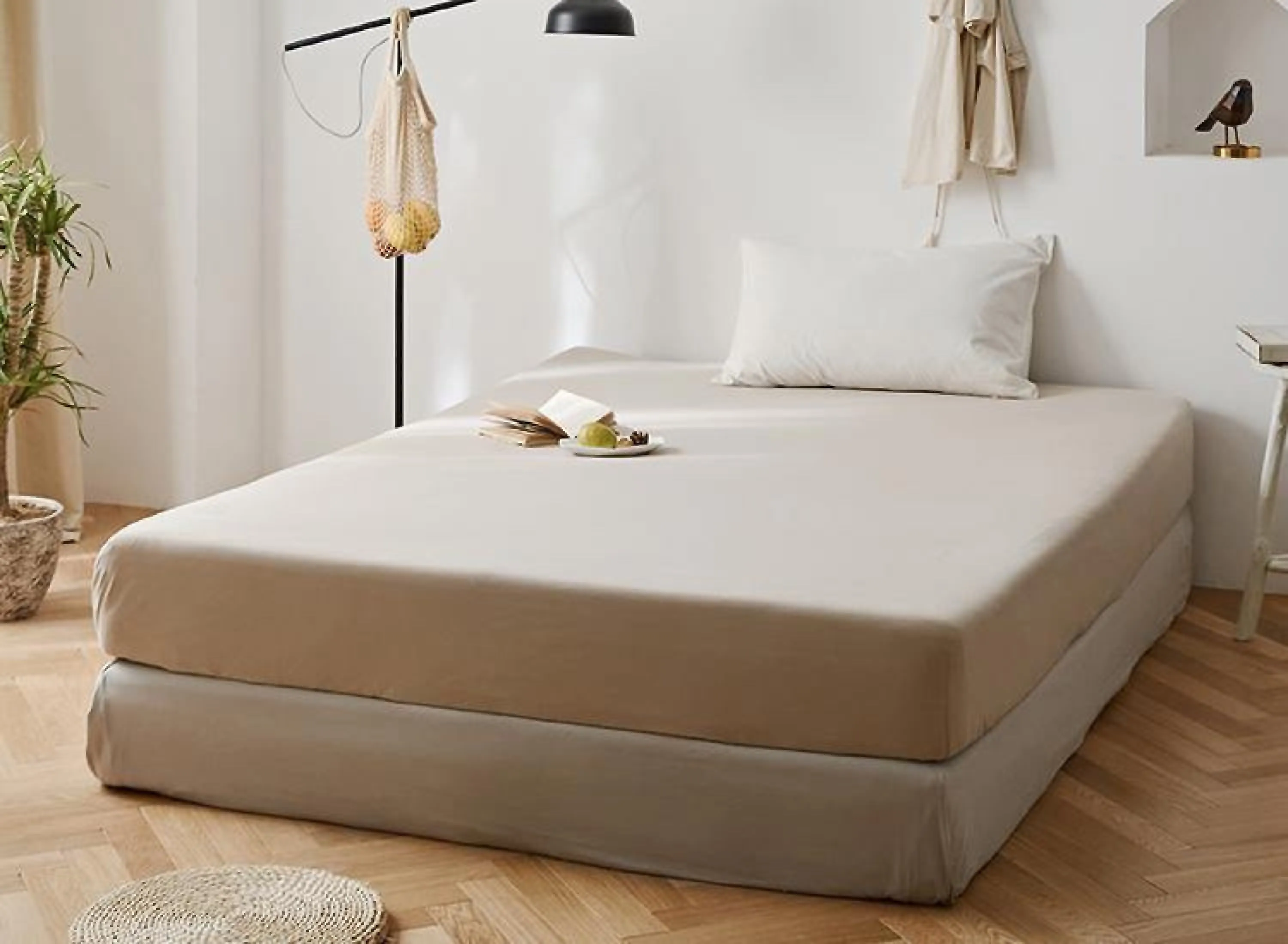 Solid Bed Sheet / Pink